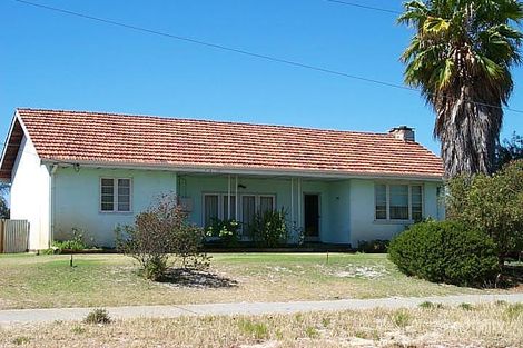 7 Morley Dr E, Morley, WA 6062