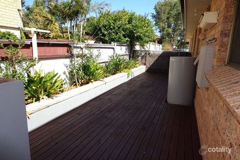 1/5 Watson St, Oak Flats, NSW 2529