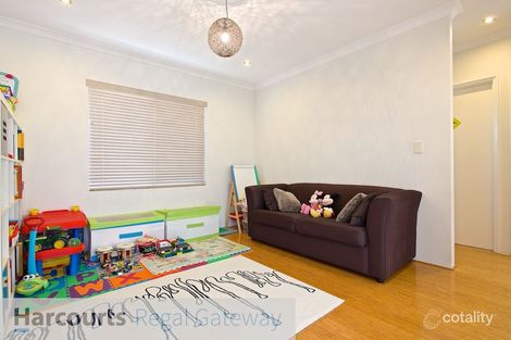 Property photo of 14 Moonah Way Hammond Park WA 6164