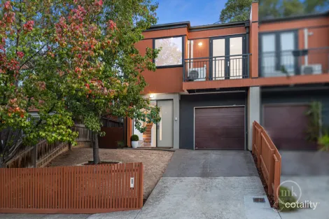 Property photo of 28 River Gum Close Diamond Creek VIC 3089