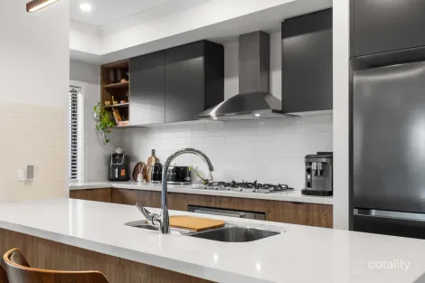 Property photo of 35 Sundown Circuit Upper Kedron QLD 4055