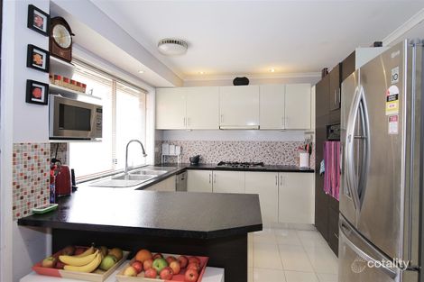 Property photo of 16 Arthur Phillip Drive Endeavour Hills VIC 3802