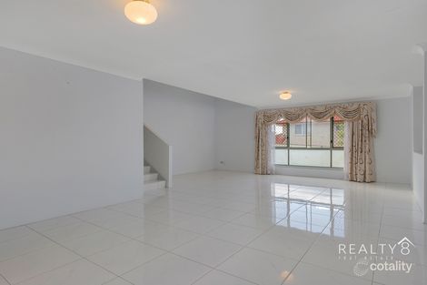 Property photo of 35 Michelangelo Crescent Mackenzie QLD 4156