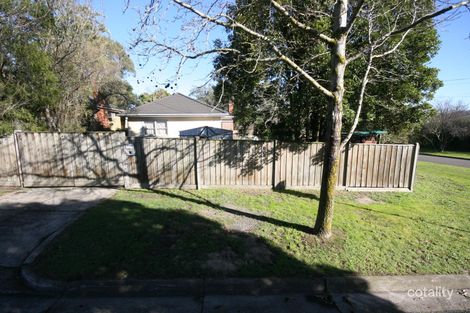 1/2 Sunbeam Ave, Ringwood East, VIC 3135