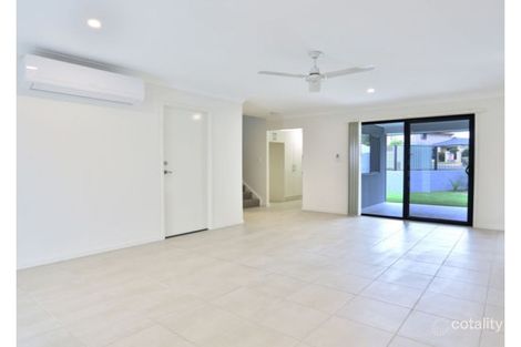 Property photo of 16/1 Emerald Place Bridgeman Downs QLD 4035