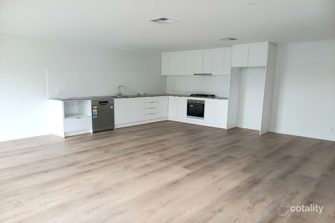 Property photo of 13 Cranborne Crescent Morphett Vale SA 5162