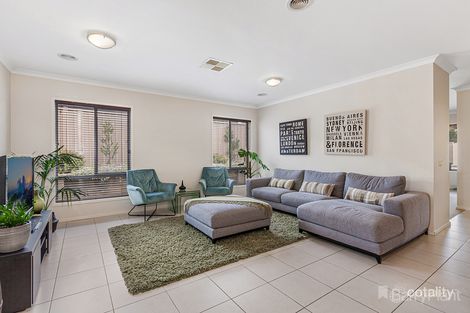 Property photo of 18 Wattlebird Way Kilmore VIC 3764
