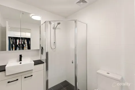 Property photo of 204/30 Festival Place Newstead QLD 4006
