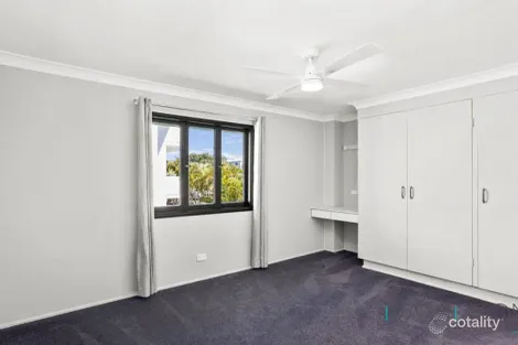 Property photo of 3/32 Back Street Biggera Waters QLD 4216