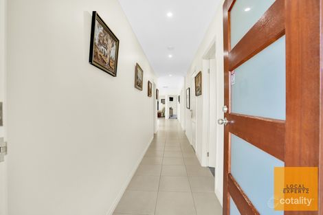 Property photo of 9 Burrawang Close Brookfield VIC 3338