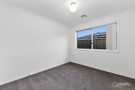 Property photo of 7 Newcastle Way Langwarrin VIC 3910