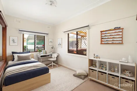 Property photo of 4 Percy Street Hill Top NSW 2575