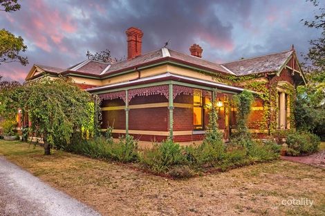 Property photo of 15 Hopetoun Parade Box Hill VIC 3128