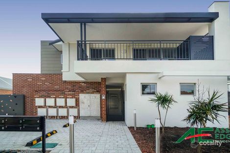 Property photo of 2/21 Third Avenue Bassendean WA 6054