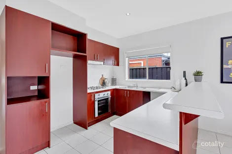 Property photo of 32 Girraween Crescent Craigieburn VIC 3064