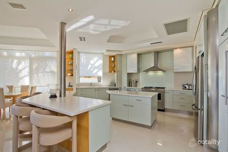 Property photo of 24 Paradise Place Surfers Paradise QLD 4217