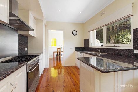 Property photo of 7 Redleaf Way Wheelers Hill VIC 3150