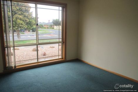 Property photo of 39 Spicer Boulevard Altona Meadows VIC 3028