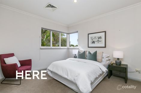 Property photo of 5 Selwyn Place Rivervale WA 6103