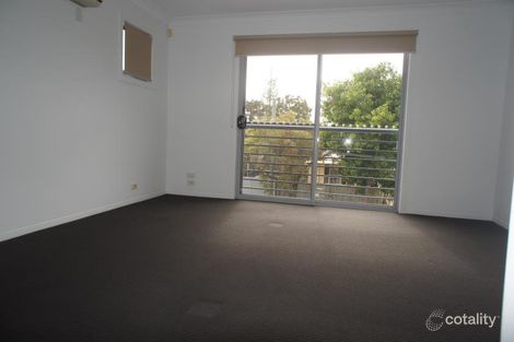 Property photo of 2 Tecona Avenue Hollywell QLD 4216