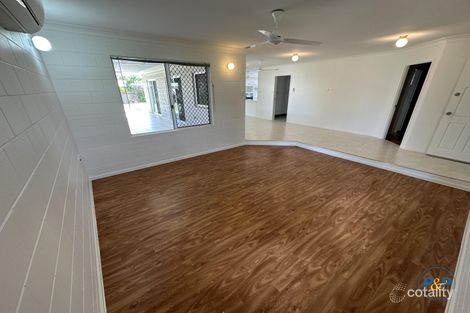 Property photo of 11 Elton Drive Kelso QLD 4815
