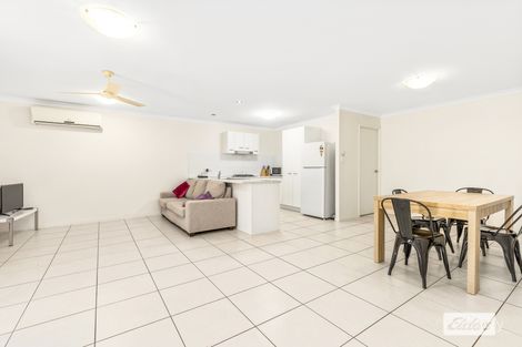 Property photo of 2/32 Lakeside Drive Emerald QLD 4720