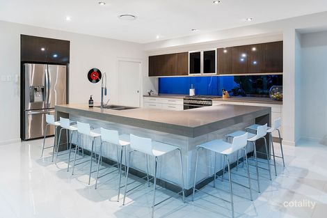 Property photo of 2537 Gracemere Circuit West Hope Island QLD 4212