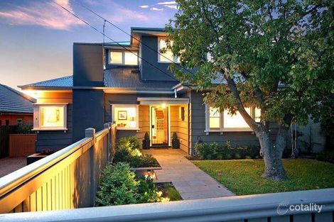 4 Carrington Gr, Brighton East, VIC 3187