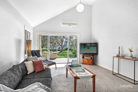 Property photo of 30 Ginganup Road Summerland Point NSW 2259