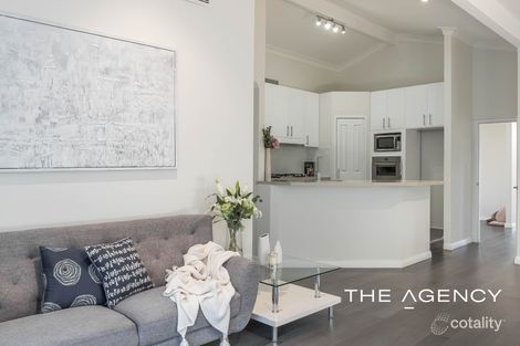 Property photo of 18 Mapleton Place Duncraig WA 6023