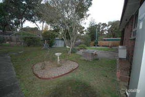 Property photo of 16 Wembley Close Briar Hill VIC 3088