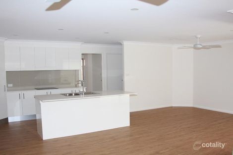 Property photo of 2 Stirling Close Thrumster NSW 2444