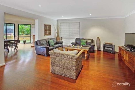 Property photo of 15 Hollymount View Woonona NSW 2517