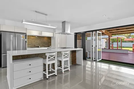 Property photo of 13 Achilles Drive Springwood QLD 4127