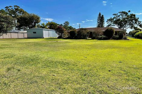 16 Aylward Rd, Ningi, QLD 4511