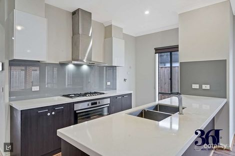 Property photo of 40 Passion Crescent Tarneit VIC 3029