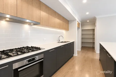 24 Petersfield Way, Donnybrook, VIC 3064