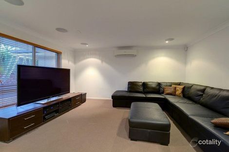 Property photo of 28 Mayfair Place Moggill QLD 4070