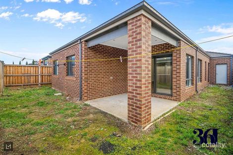 Property photo of 40 Passion Crescent Tarneit VIC 3029