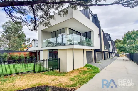 Property photo of 2/53 Myrtle Street Ivanhoe VIC 3079