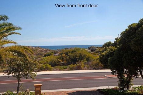 Property photo of 32 Oceanside Promenade Mullaloo WA 6027