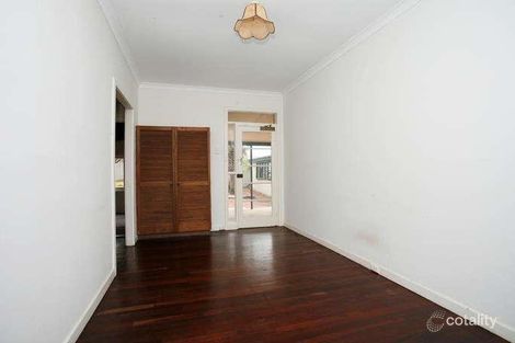 Property photo of 16 Waverley Road Coolbellup WA 6163