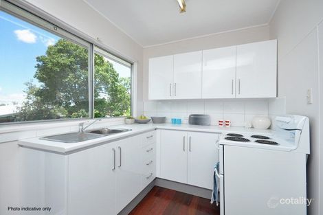 Property photo of 2/33 Yuletide Street Holland Park West QLD 4121