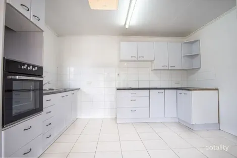 Property photo of 8 Rossiter Street Morningside QLD 4170