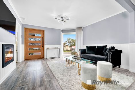 Property photo of 4 Seaton Rise Hallam VIC 3803