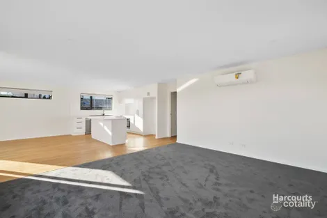 Property photo of 17 Sunningdale Close Midway Point TAS 7171