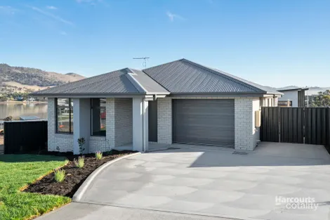 17 Sunningdale Cl, Midway Point, TAS 7171