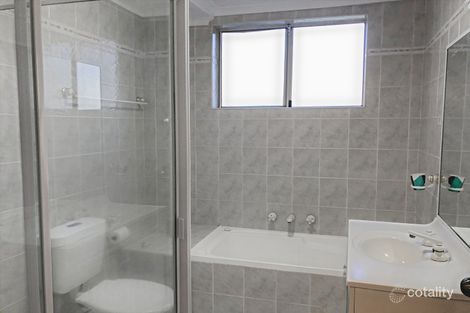 Property photo of 15/9-15 Mansfield Avenue Caringbah NSW 2229