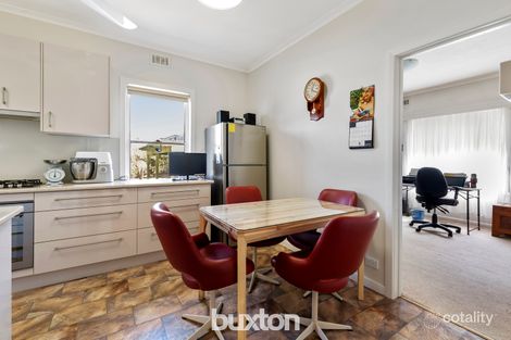 Property photo of 26 Parkmore Road Bentleigh East VIC 3165