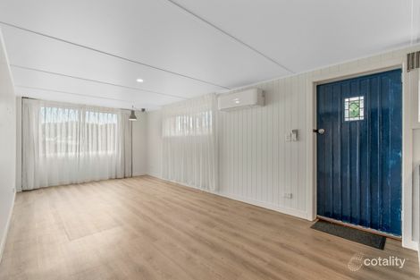 Property photo of 263 Victoria Avenue Redcliffe QLD 4020